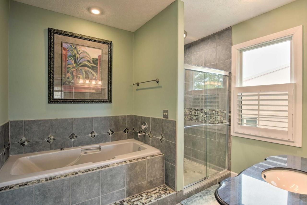 Lake Keowee Resort Condo With Balcony And Pool Access! Salem ภายนอก รูปภาพ